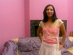 A Gorgeous Brown-skinned Beauty Takes It Deep In Her Hairy Pussy
