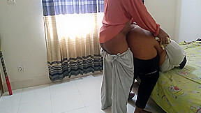 Hindi Sexy Lady Boss Ko Jabardasti Chudai – Office Assistant Hands Tied & Fucks Female Boss (and Give Something Behind)