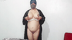 Indian Muslim Aunty Showing Big Huge Tits Boobs And Pussy