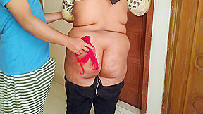 Red Color Bra Bechne Vale Ne Tamil Hot Aunty Ko Chodne Par Majbor Kiy (indian Sexy Aunty Fucking With Bra Seller) Cumsho